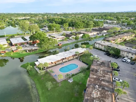 416 Lakeside Drive Margate FL 33063