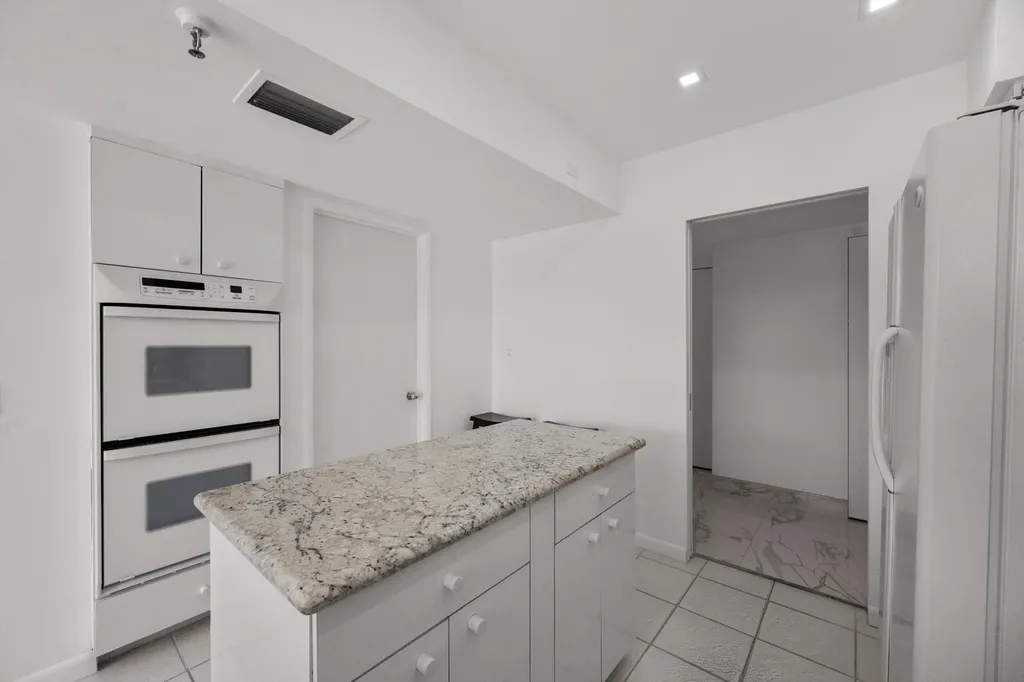 2580 S Ocean Boulevard Palm Beach FL 33480