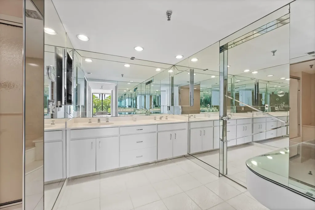 2580 S Ocean Boulevard Palm Beach FL 33480