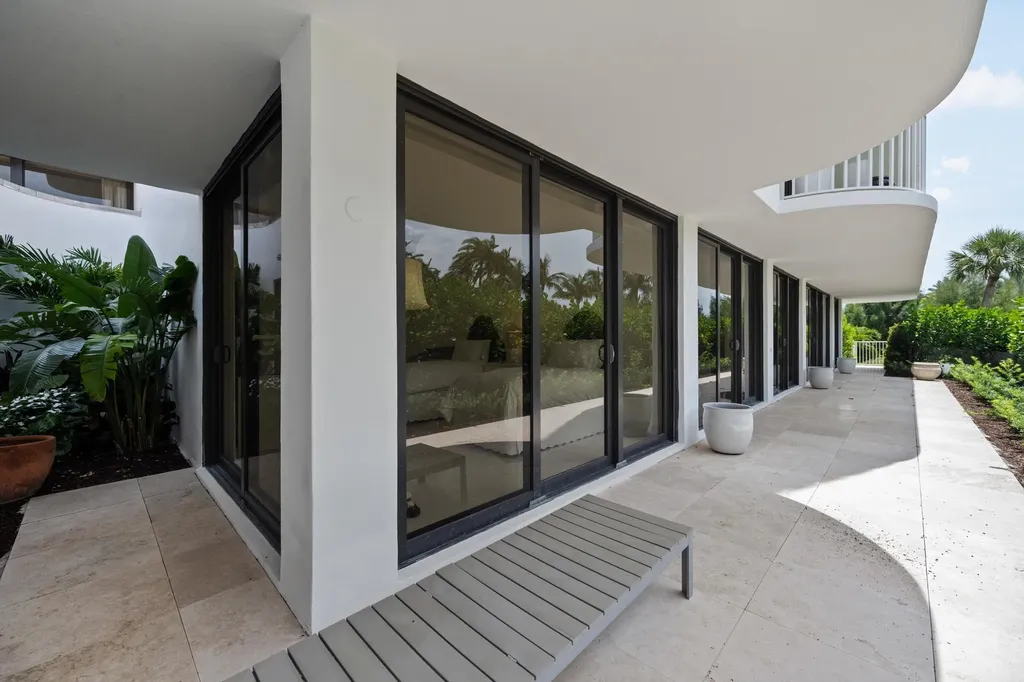 2580 S Ocean Boulevard Palm Beach FL 33480