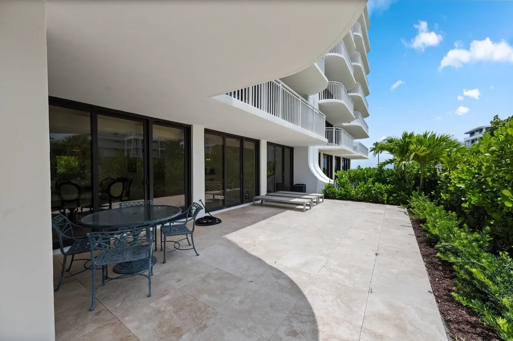 2580 S Ocean Boulevard Palm Beach FL 33480