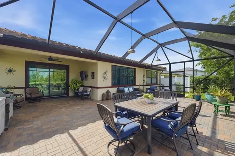 1224 Sterling Pine Place Loxahatchee FL 33470