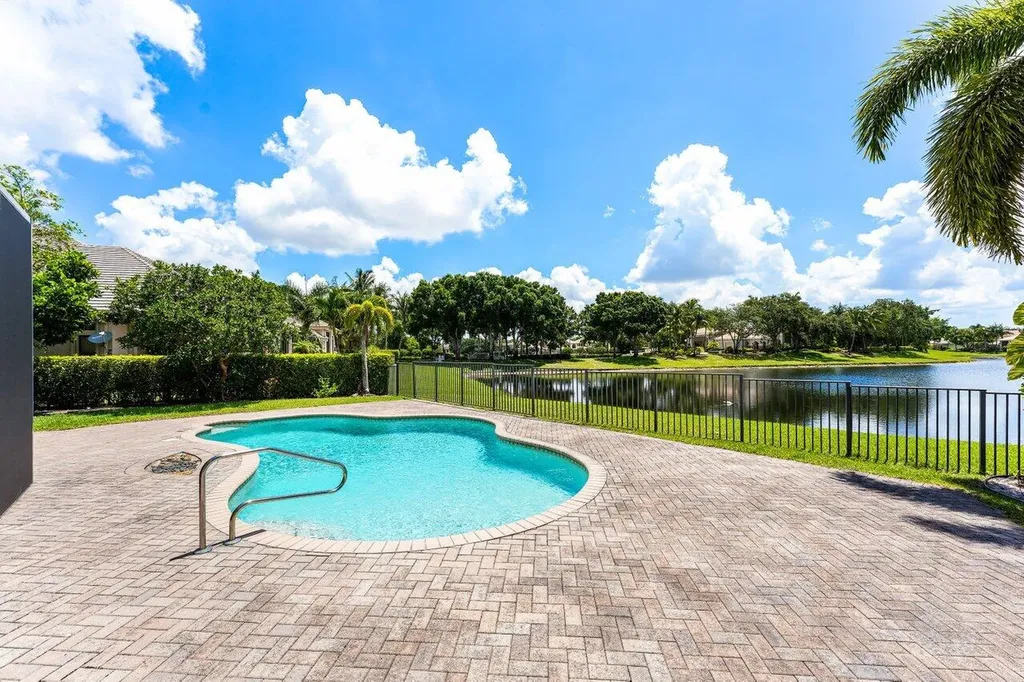 3592 Collonade Drive Wellington FL 33449