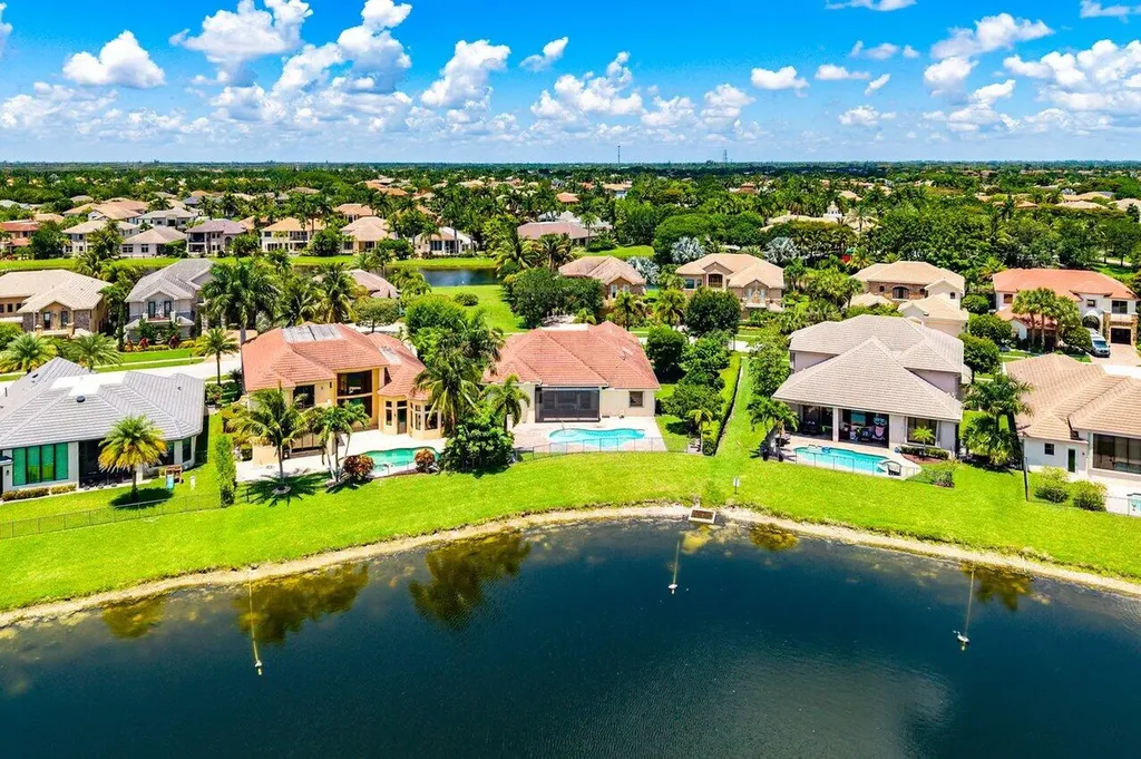 3592 Collonade Drive Wellington FL 33449