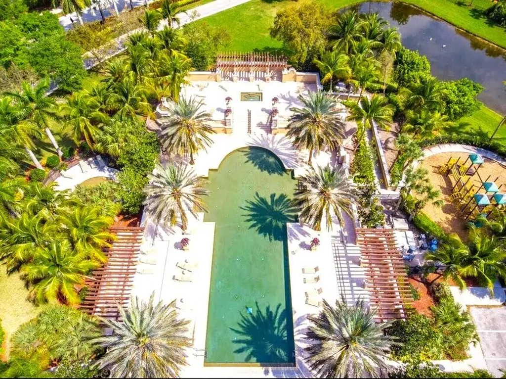 3592 Collonade Drive Wellington FL 33449