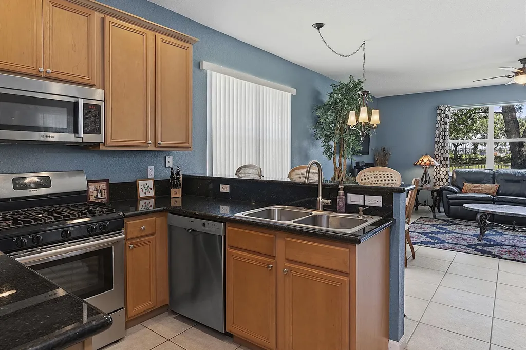 217 Berenger Walk Royal Palm Beach FL 33414