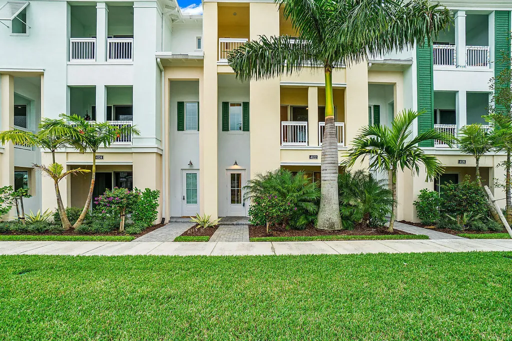 4122 Faraday Way Palm Beach Gardens FL 33418