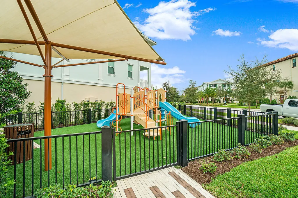 4122 Faraday Way Palm Beach Gardens FL 33418