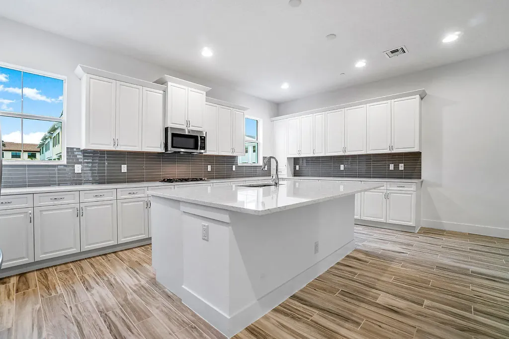 4122 Faraday Way Palm Beach Gardens FL 33418