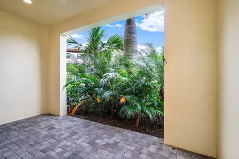 4122 Faraday Way Palm Beach Gardens FL 33418