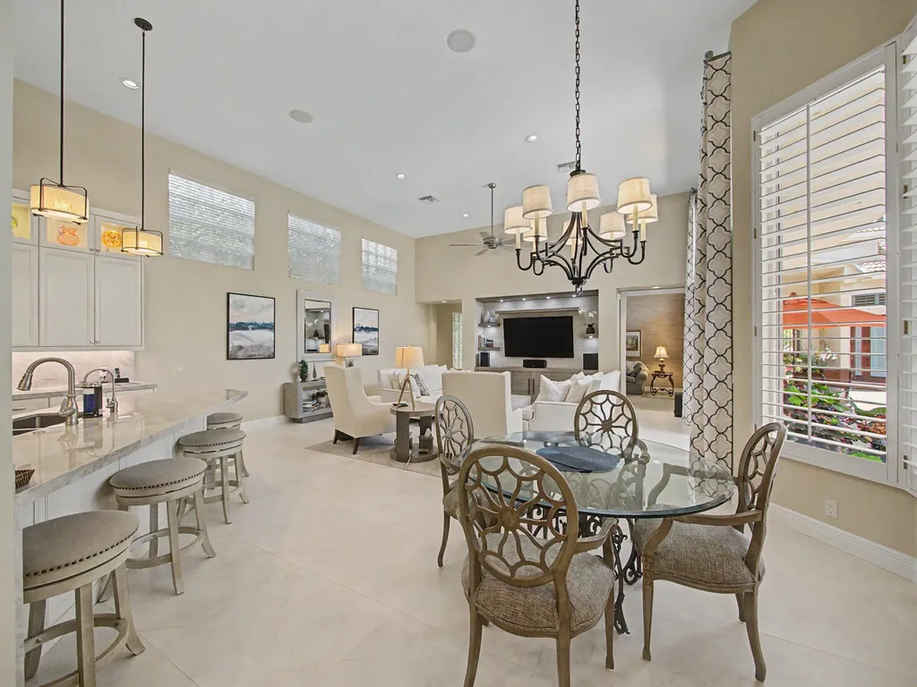 127 Vintageisle Lane Palm Beach Gardens FL 33418