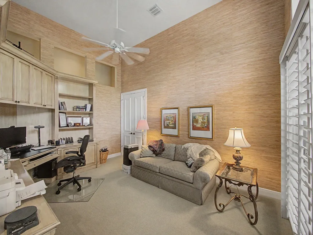 127 Vintageisle Lane Palm Beach Gardens FL 33418