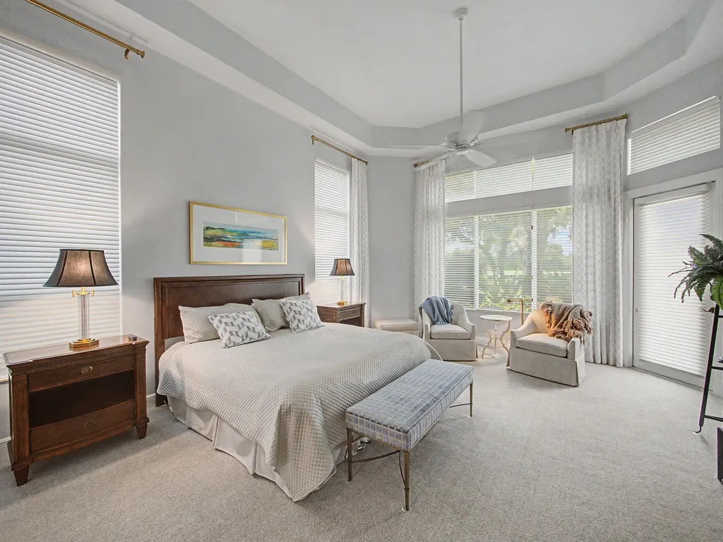 127 Vintageisle Lane Palm Beach Gardens FL 33418