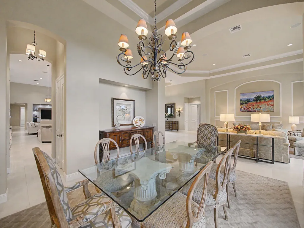 127 Vintageisle Lane Palm Beach Gardens FL 33418