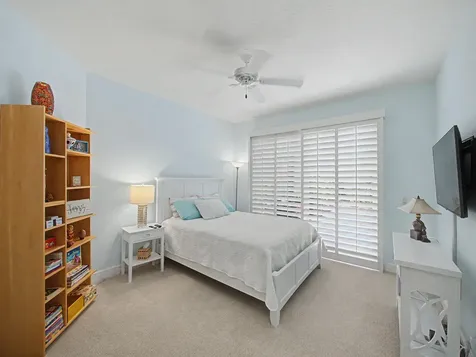 127 Vintageisle Lane Palm Beach Gardens FL 33418