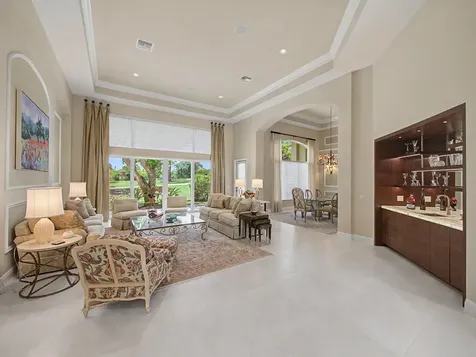 127 Vintageisle Lane Palm Beach Gardens FL 33418