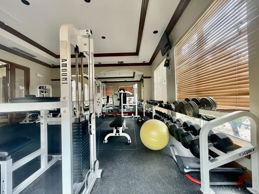 4856 N State Road 7 Coconut Creek FL 33073