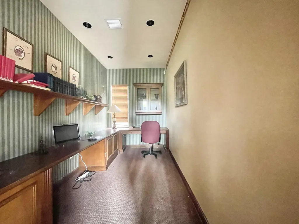 4856 N State Road 7 Coconut Creek FL 33073