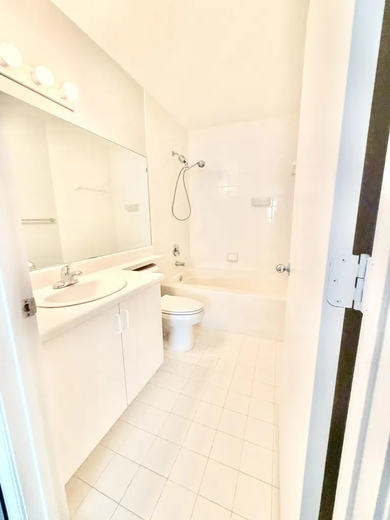 4856 N State Road 7 Coconut Creek FL 33073