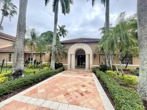 4856 N State Road 7 Coconut Creek FL 33073