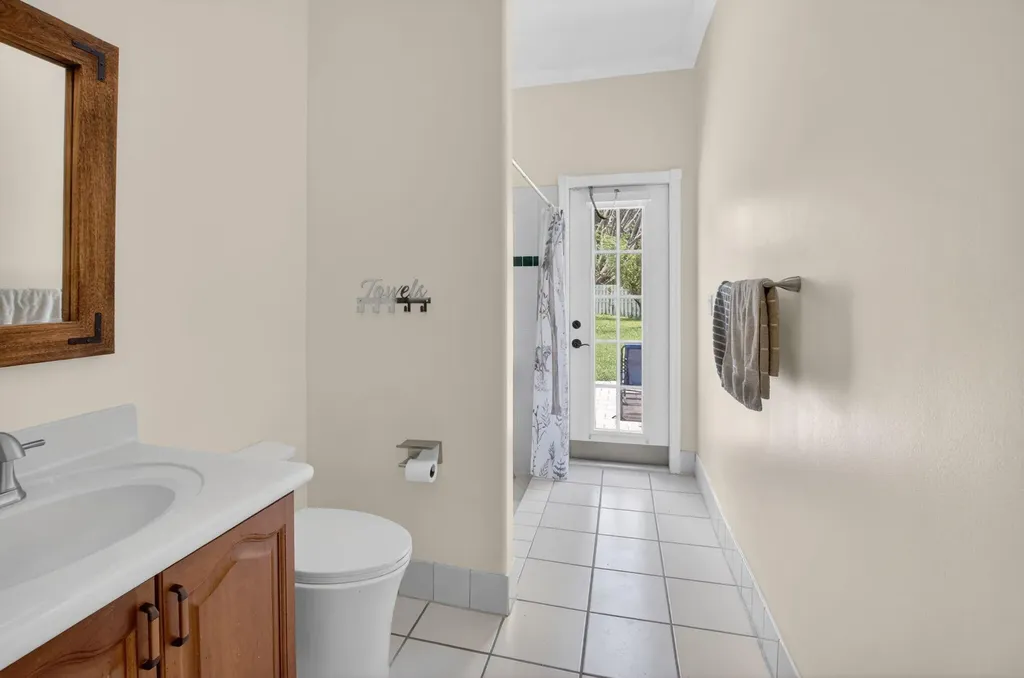 6207 Shadow Tree Lane Lake Worth FL 33463