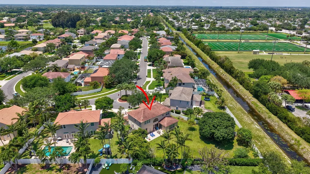 6207 Shadow Tree Lane Lake Worth FL 33463