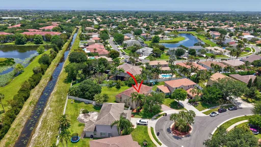 6207 Shadow Tree Lane Lake Worth FL 33463