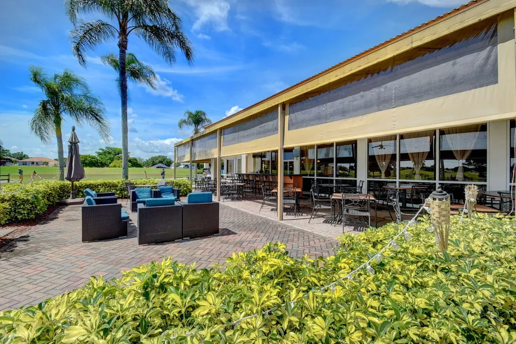 6207 Shadow Tree Lane Lake Worth FL 33463