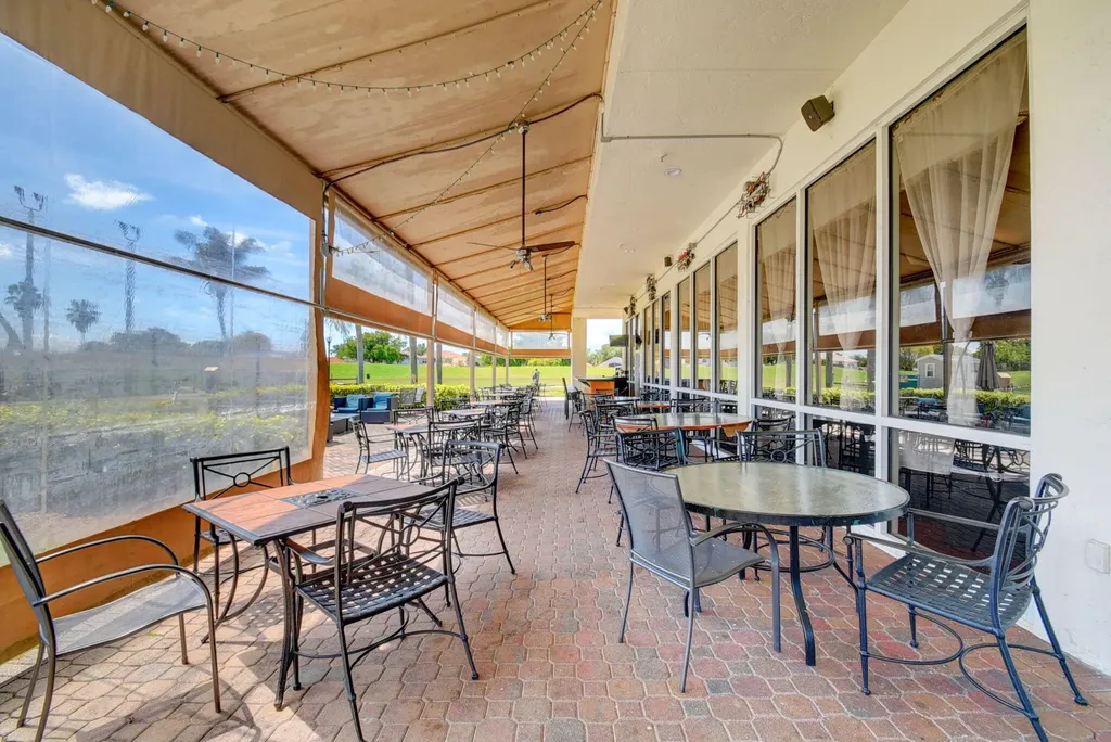 6207 Shadow Tree Lane Lake Worth FL 33463
