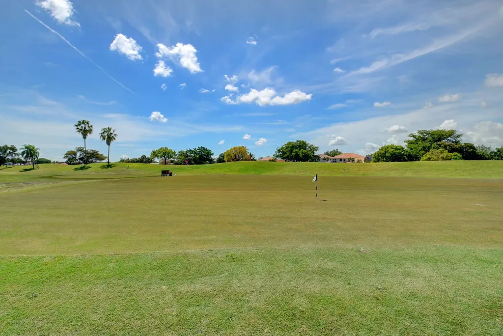6207 Shadow Tree Lane Lake Worth FL 33463