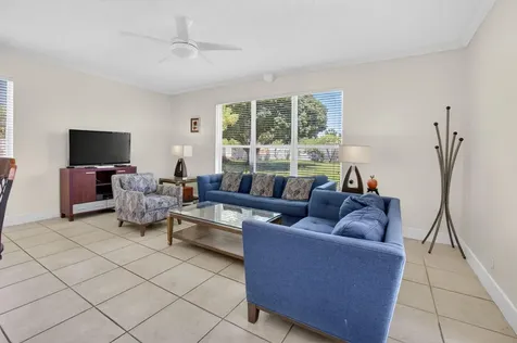 6207 Shadow Tree Lane Lake Worth FL 33463
