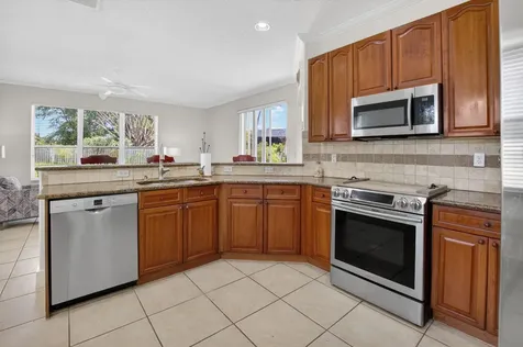 6207 Shadow Tree Lane Lake Worth FL 33463