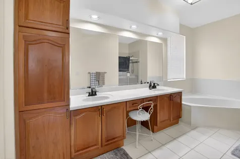 6207 Shadow Tree Lane Lake Worth FL 33463