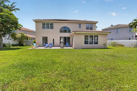 6207 Shadow Tree Lane Lake Worth FL 33463