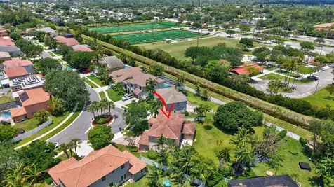 6207 Shadow Tree Lane Lake Worth FL 33463