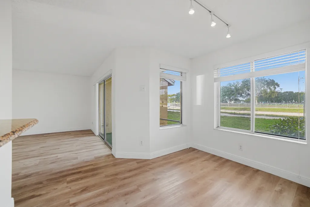 1041 Coral Club Drive Coral Springs FL 33071