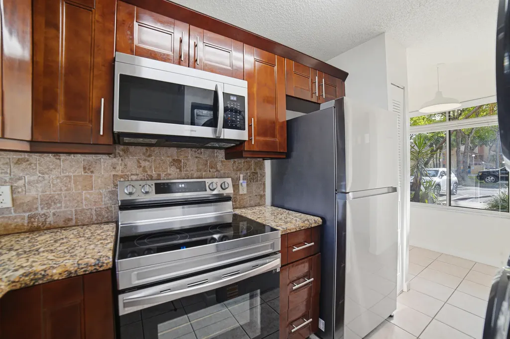 1041 Coral Club Drive Coral Springs FL 33071
