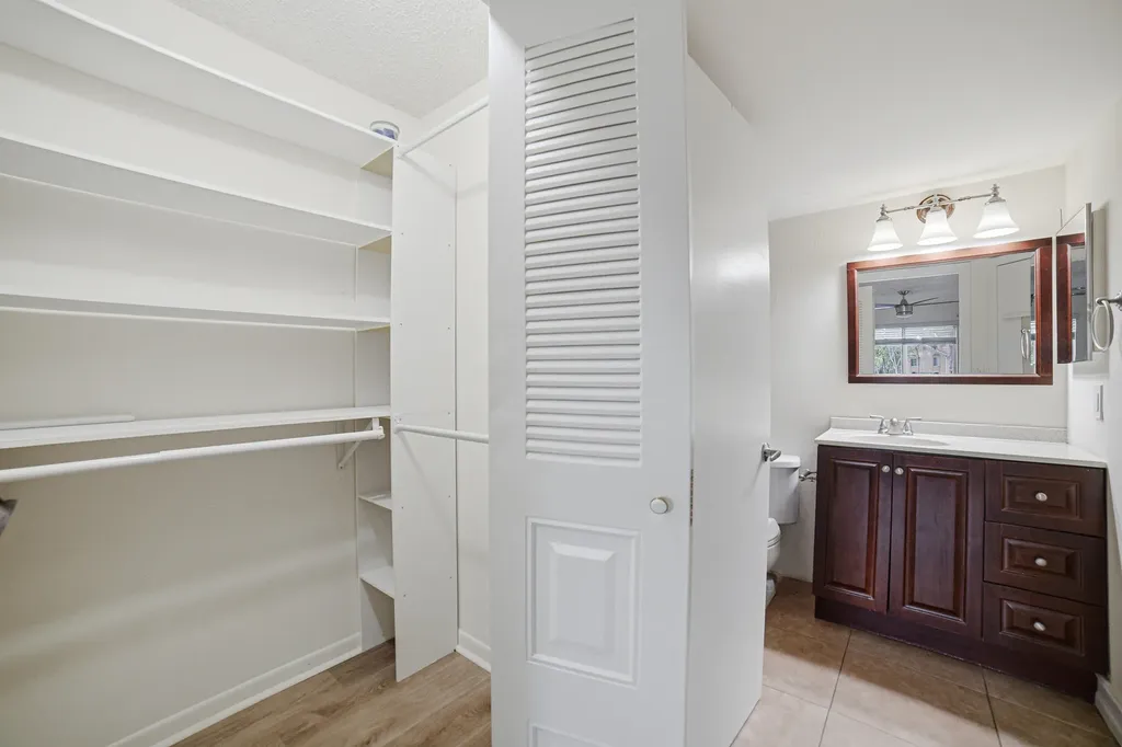 1041 Coral Club Drive Coral Springs FL 33071