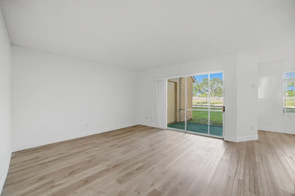 1041 Coral Club Drive Coral Springs FL 33071