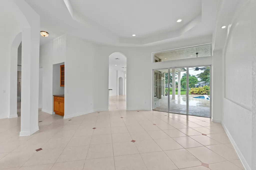 10251 N Lake Vista Circle Davie FL 33328