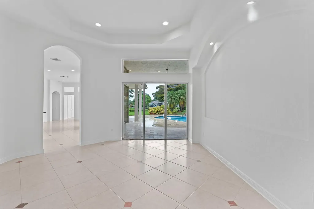 10251 N Lake Vista Circle Davie FL 33328