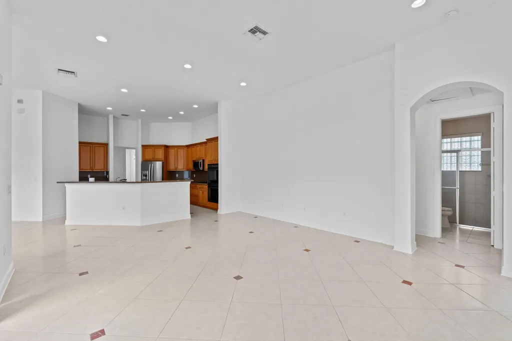 10251 N Lake Vista Circle Davie FL 33328
