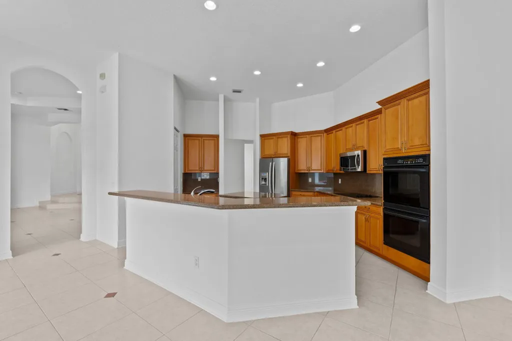 10251 N Lake Vista Circle Davie FL 33328