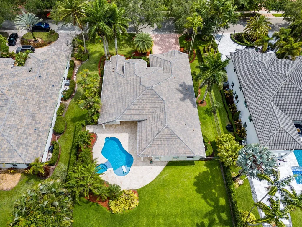 10251 N Lake Vista Circle Davie FL 33328
