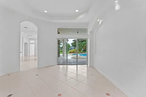 10251 N Lake Vista Circle Davie FL 33328