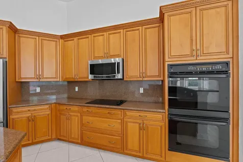 10251 N Lake Vista Circle Davie FL 33328