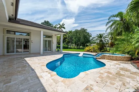 10251 N Lake Vista Circle Davie FL 33328