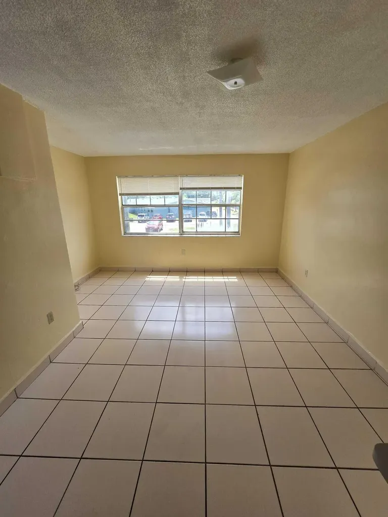 13695 NE 3rd Court North Miami FL 33161