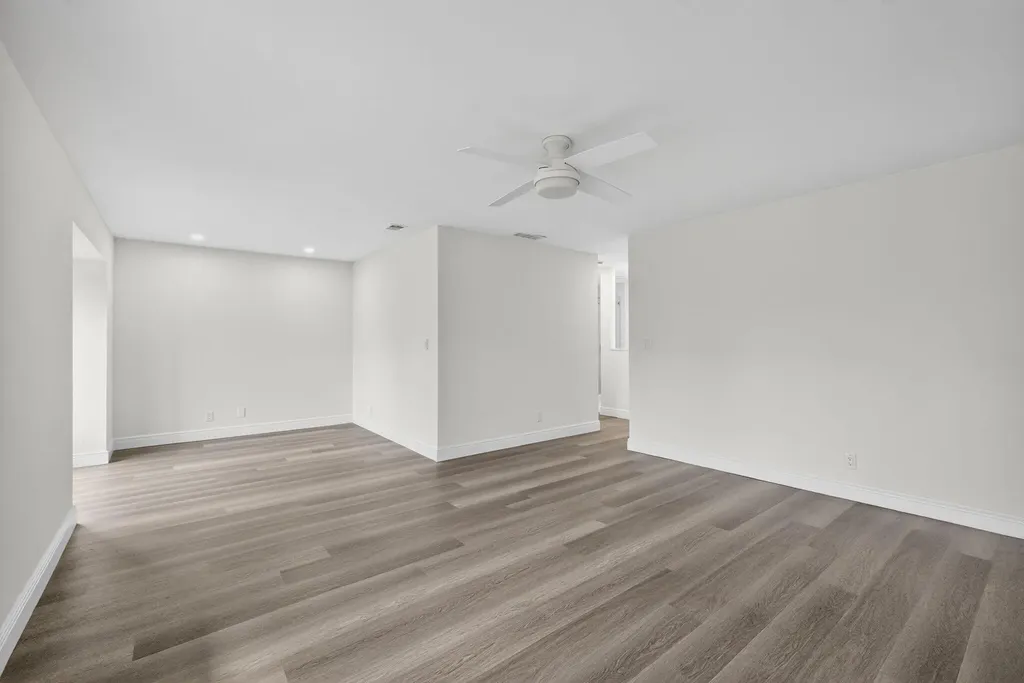 2104 Fairway Drive S Jupiter FL 33477