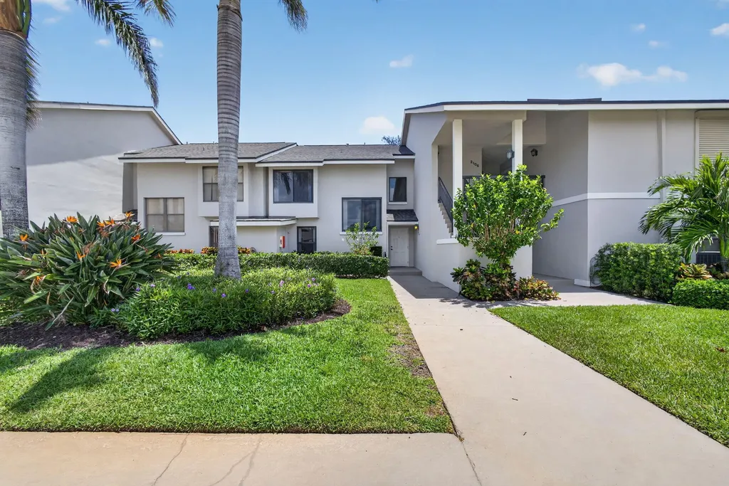 2104 Fairway Drive S Jupiter FL 33477